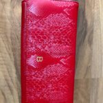 Місткий жіночий клатч Balmain